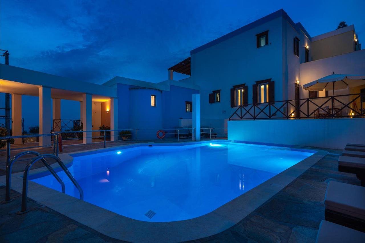 Reggina'S Apartments Финикас Экстерьер фото