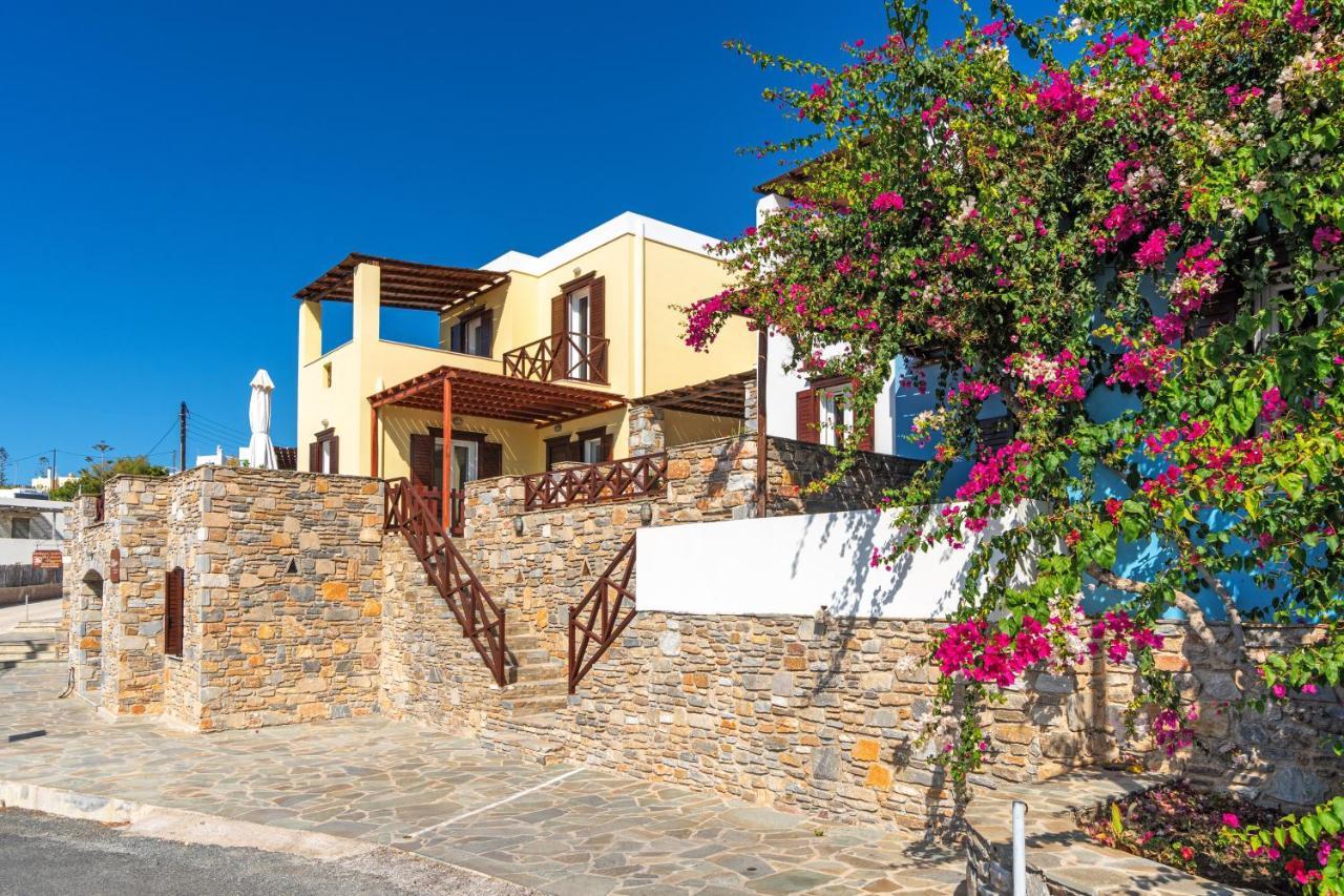 Reggina'S Apartments Финикас Экстерьер фото