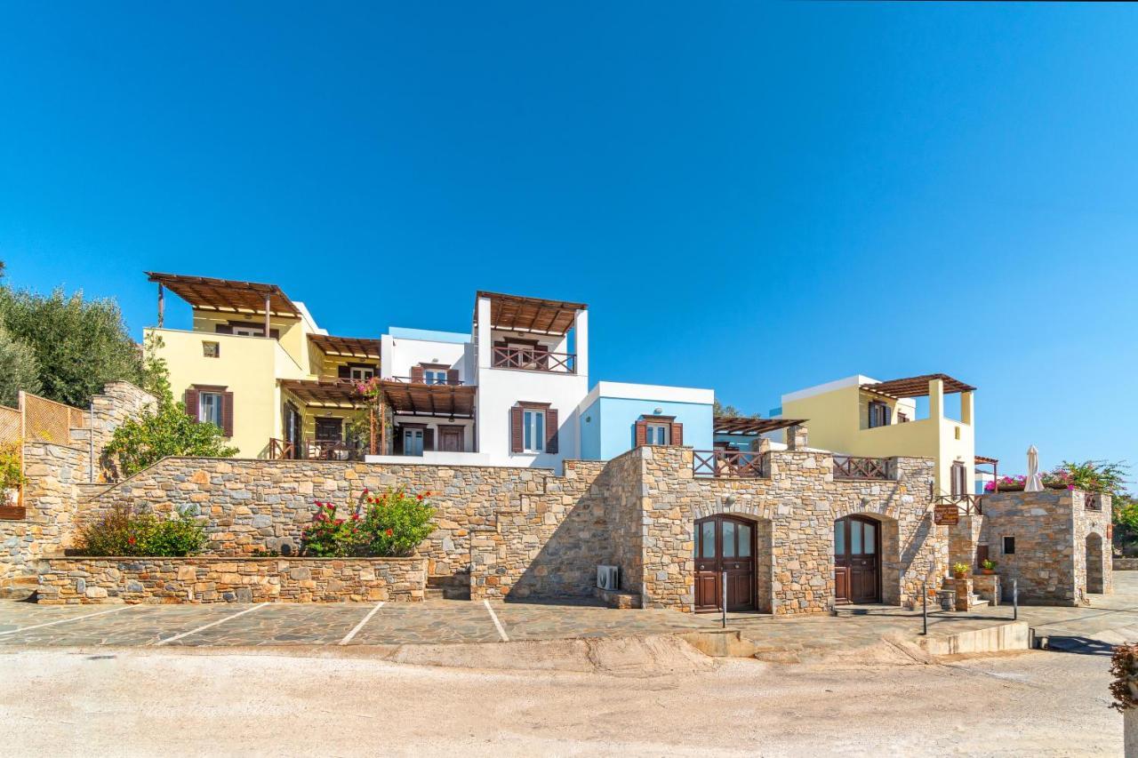 Reggina'S Apartments Финикас Экстерьер фото